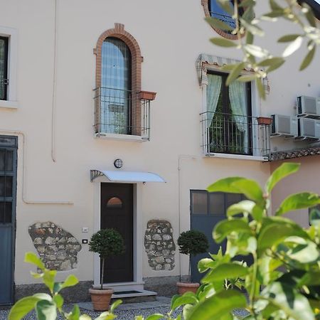 Отель Casa Vacanze Dalmolin Валеджо-суль-Минчо Экстерьер фото